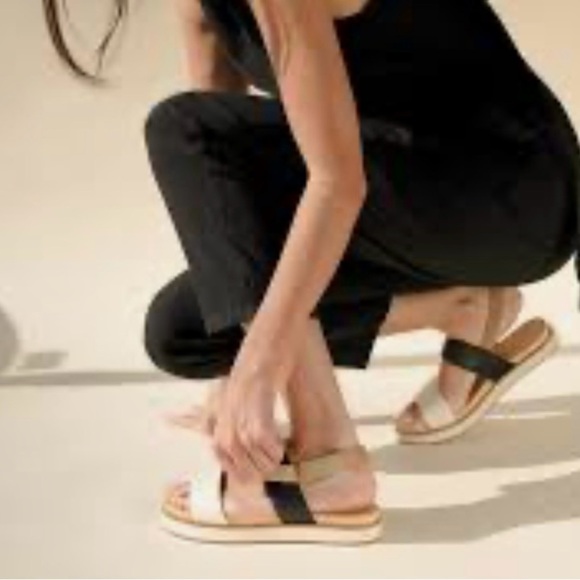 Nisolo Flatform Color block - Picture 5 of 9